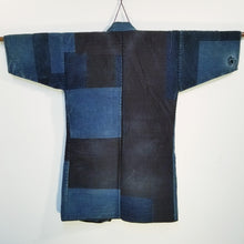 Load image into Gallery viewer, Patchwork Sashiko Indigo Noragi Jacket