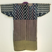 Load image into Gallery viewer, Folk Style Aizome Kasuri Ikat jacket