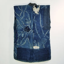 Load image into Gallery viewer, Patchwork Aizome Indigo Boro Shibori Antique Vest